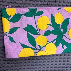 listing-status-banner